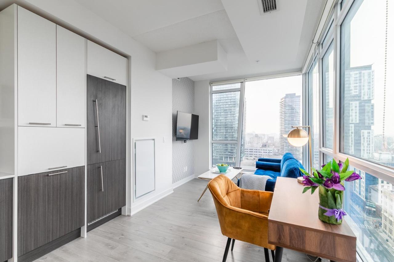 Luxury 2 Bedroom In The Heart Of Entertainment District W/ Cn Tower View Торонто Екстериор снимка