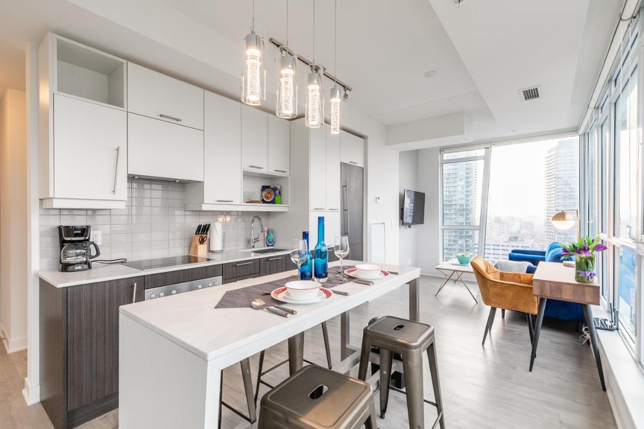 Luxury 2 Bedroom In The Heart Of Entertainment District W/ Cn Tower View Торонто Екстериор снимка