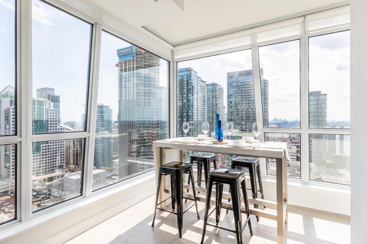 Luxury 2 Bedroom In The Heart Of Entertainment District W/ Cn Tower View Торонто Екстериор снимка